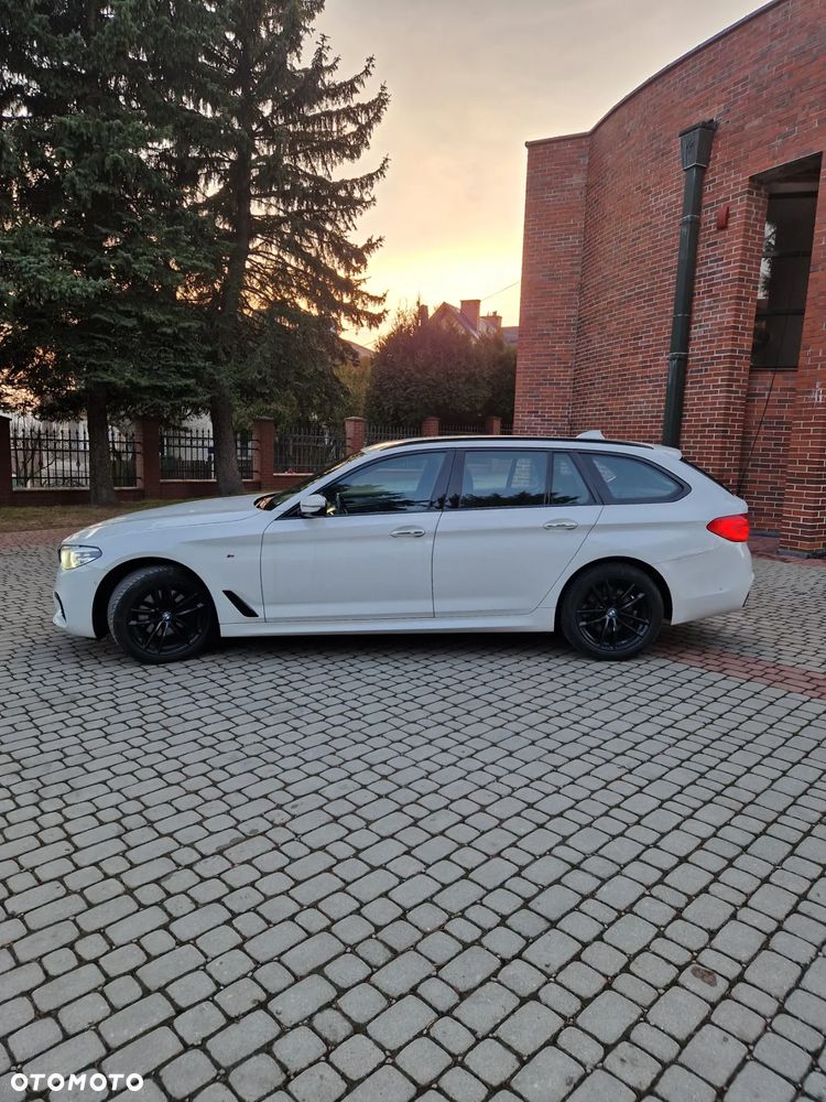 BMW Seria 5 520d xDrive - 11