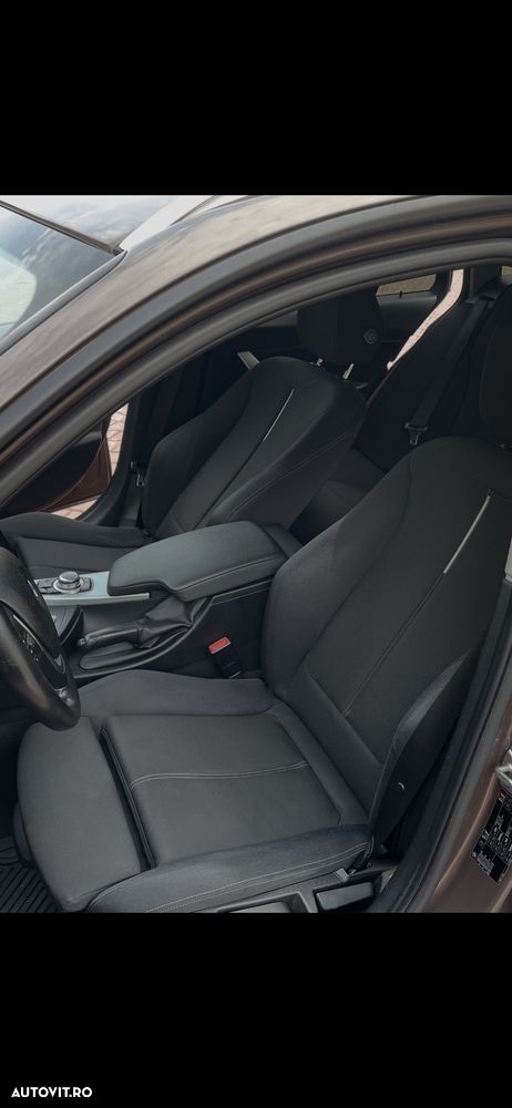 BMW Seria 3 318d Aut. Sport Line - 9
