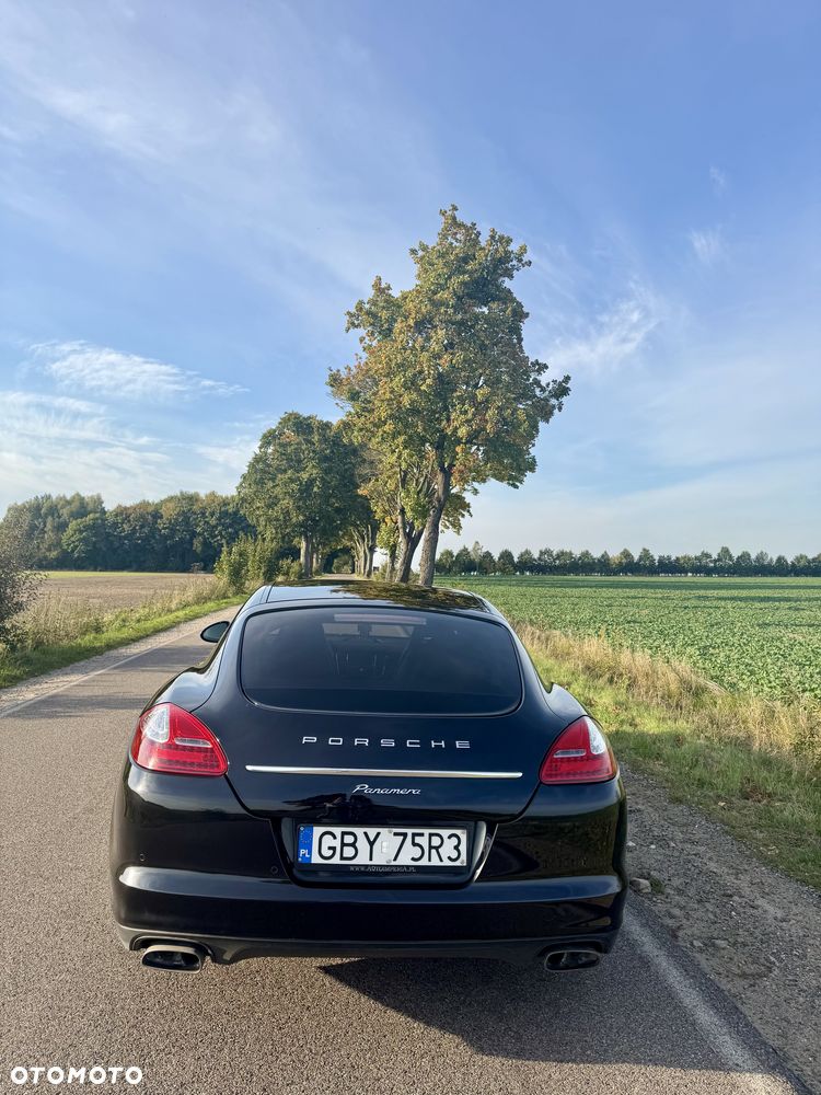 Porsche Panamera Standard - 13