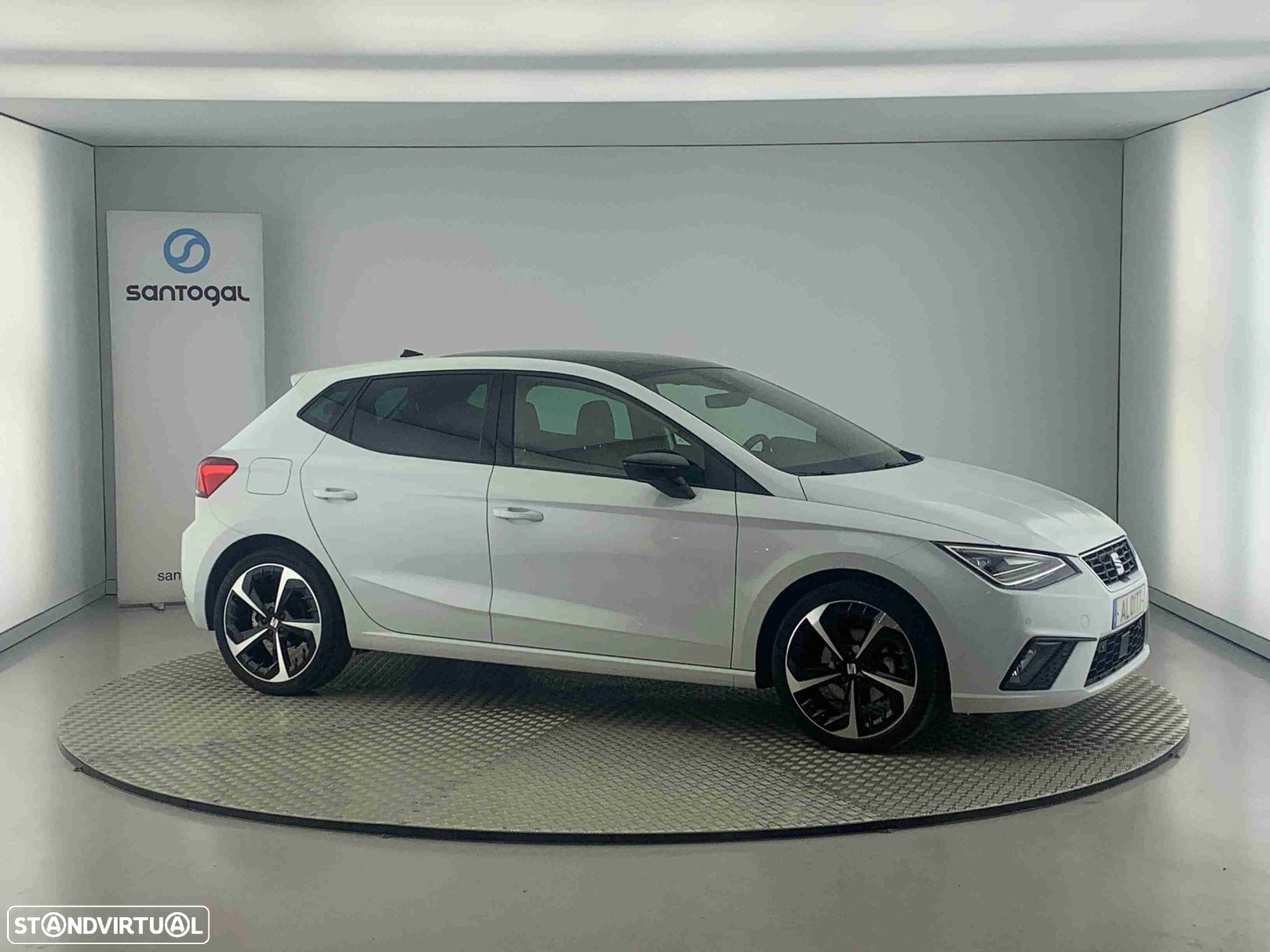 SEAT Ibiza 1.0 TSI FR - 1