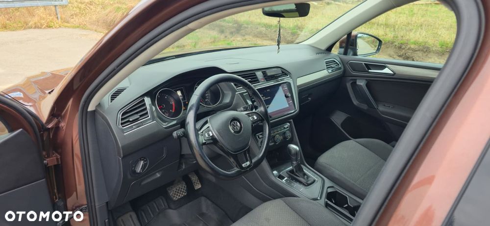 Volkswagen Tiguan - 5