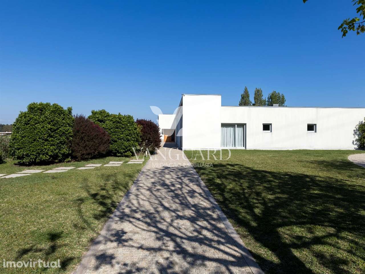 Moradia de luxo com estilo Contemporâneo Argivai | Póvoa de Varzim - Grande imagem: 4/32