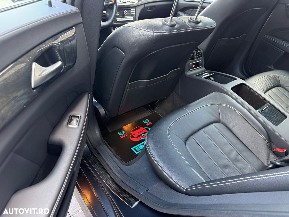 Mercedes-Benz CLS 500 4MATIC Aut - 18