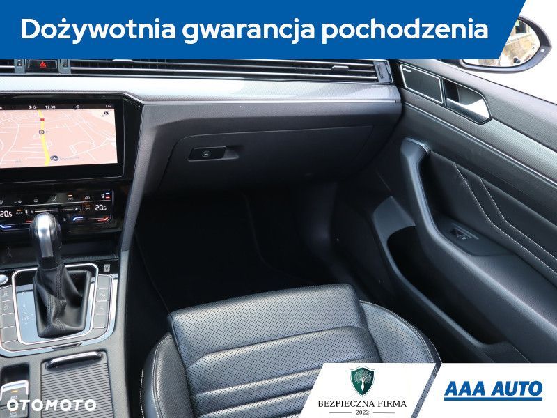 Volkswagen Passat Variant - 10