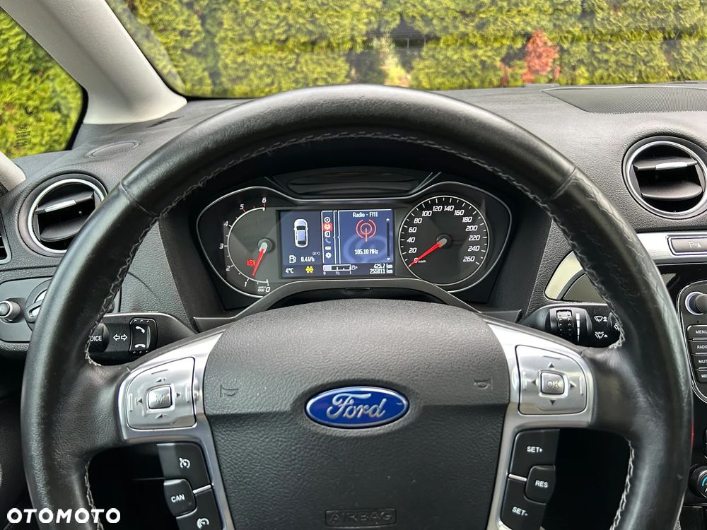 Ford S-Max 2.0 TDCi DPF Titanium X - 34