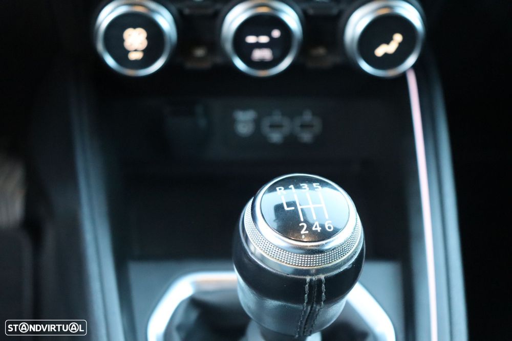 Renault Clio 1.0 TCe Intens - 16