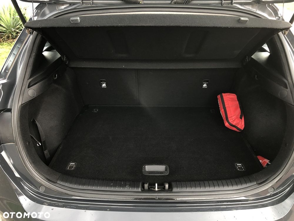 Kia Ceed 1.5 T-GDI L - 24