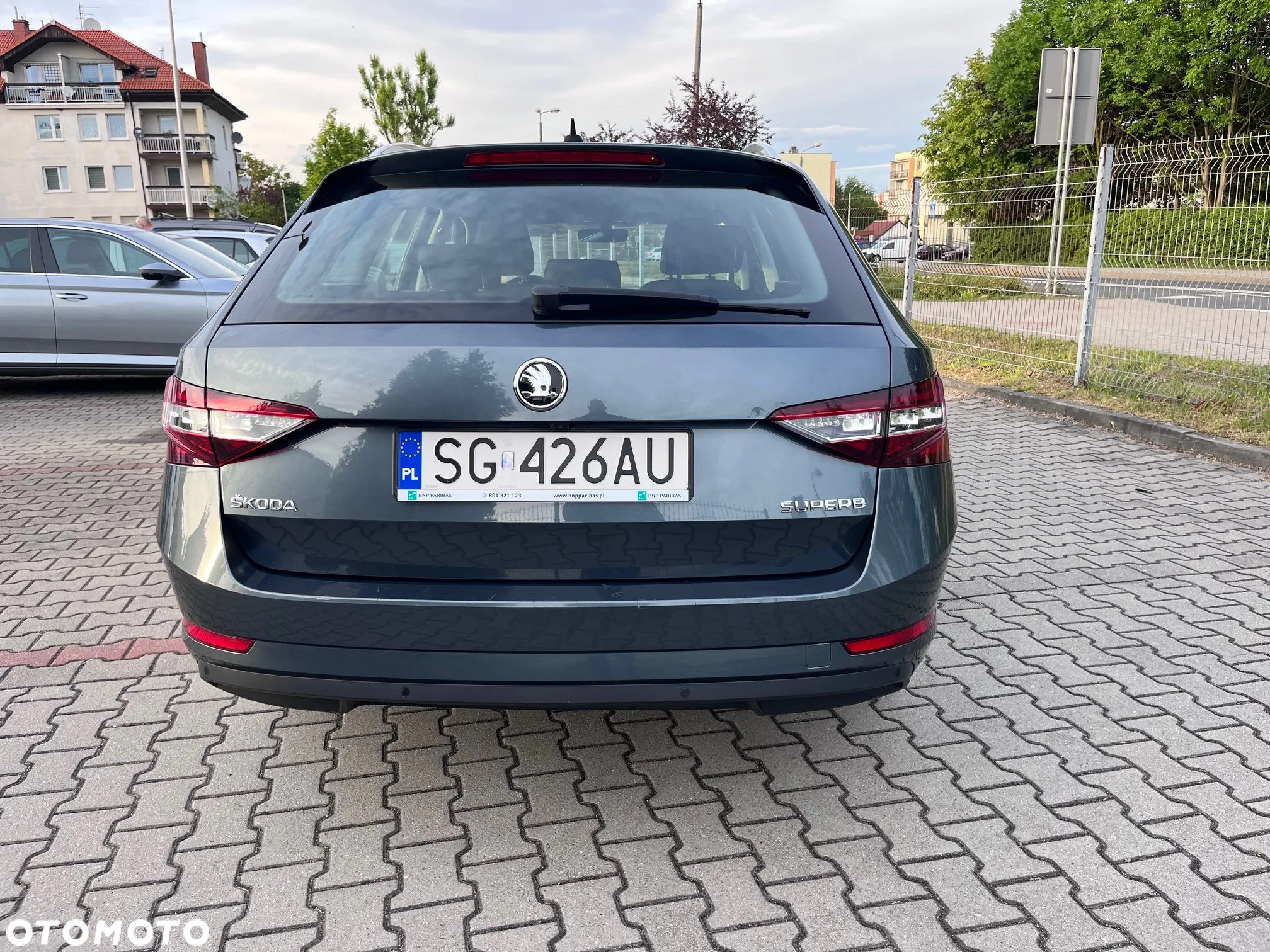 Skoda Superb 1.6 TDI Ambition DSG - 4