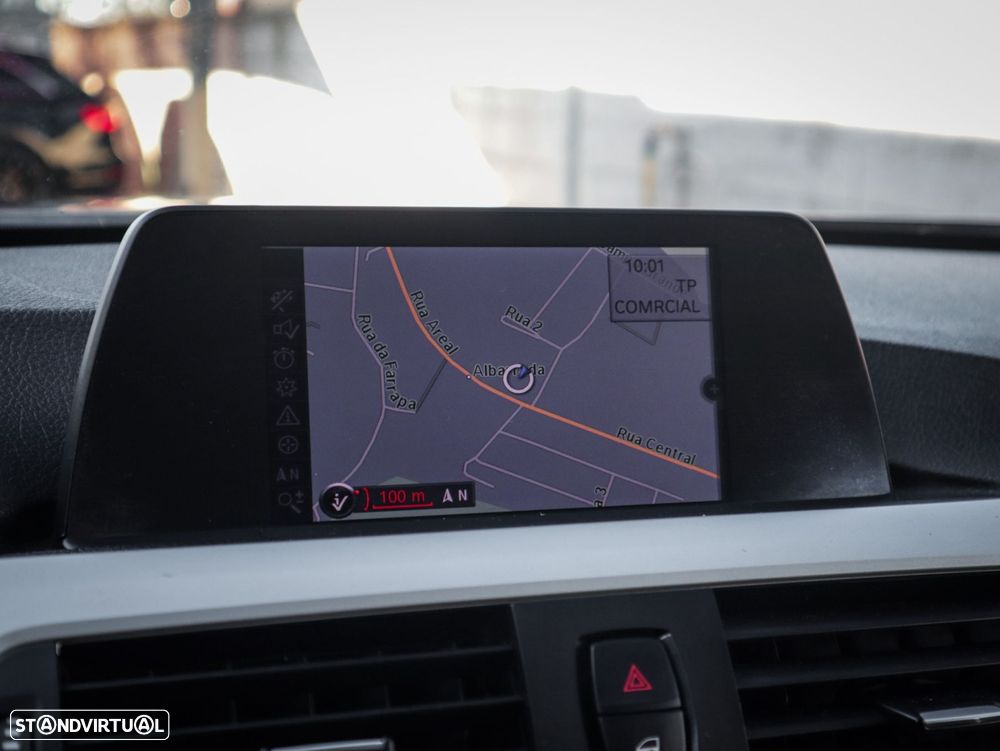 BMW 320 d EfficientDynamics Auto Line Sport - 32