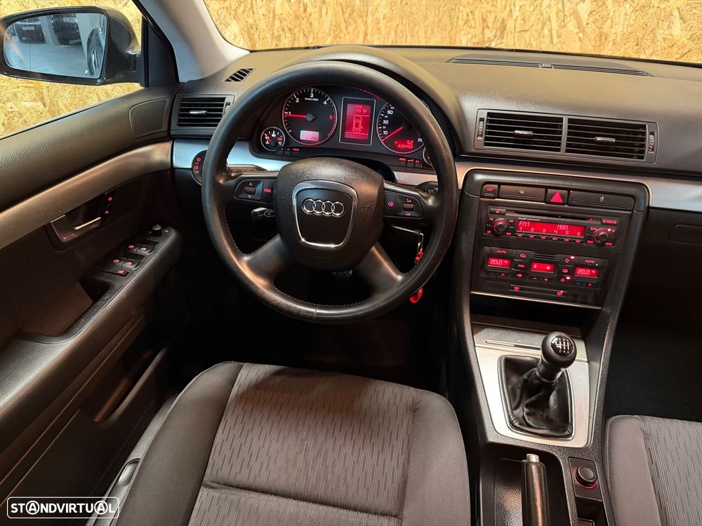 Audi A4 Avant 2.0 TDi Sport - 13