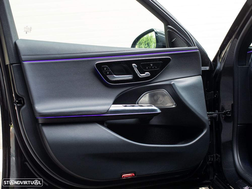 Mercedes-Benz E 300 de AMG Line - 29