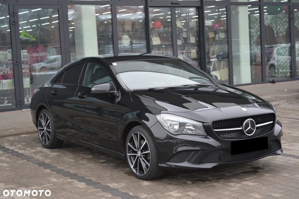 Mercedes-Benz CLA 180 7G-DCT StreetStyle - 20
