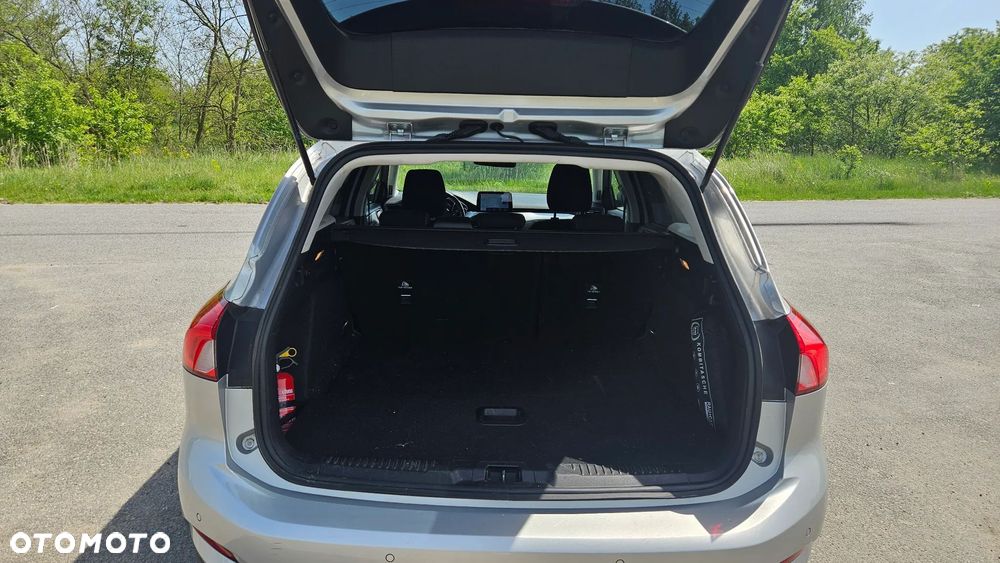 Ford Focus 1.5 EcoBlue STart-Stopp-System TREND - 6