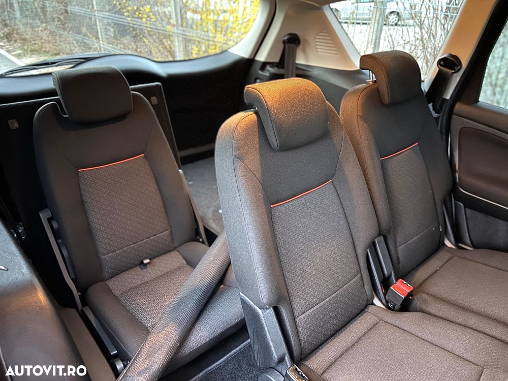 Ford S-Max 2.0 TDCi Trend - 12