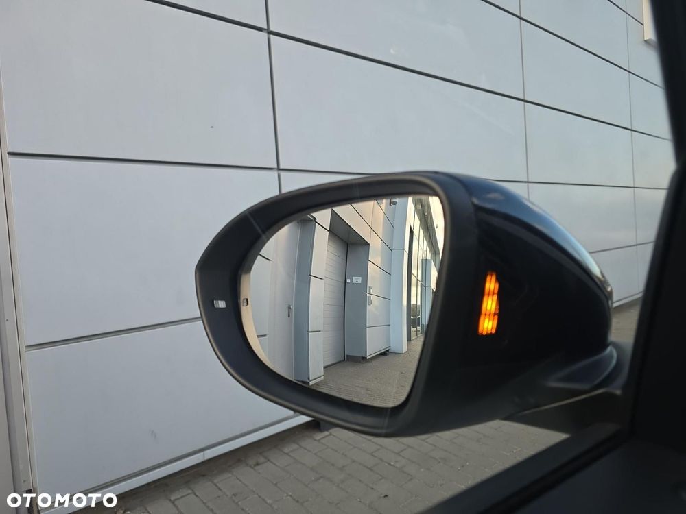 Volkswagen T-Roc 1.5 TSI Life Plus DSG - 22