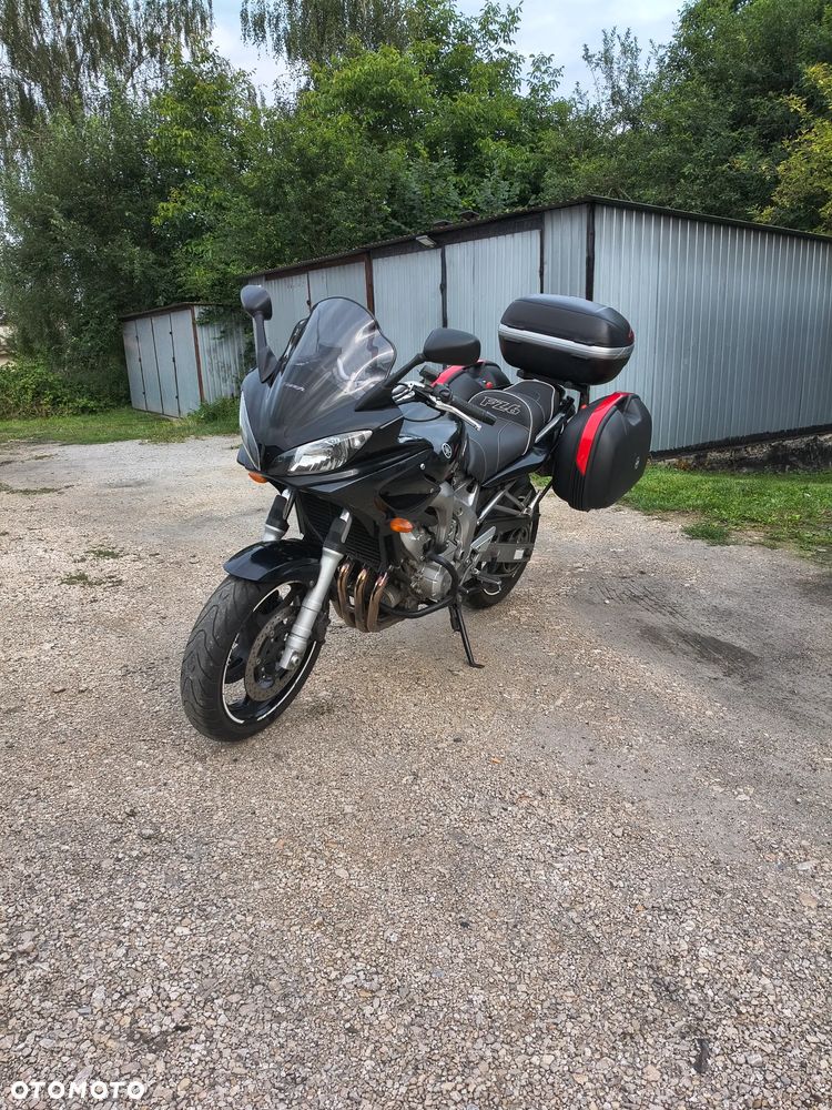 Yamaha FZ6 - 3