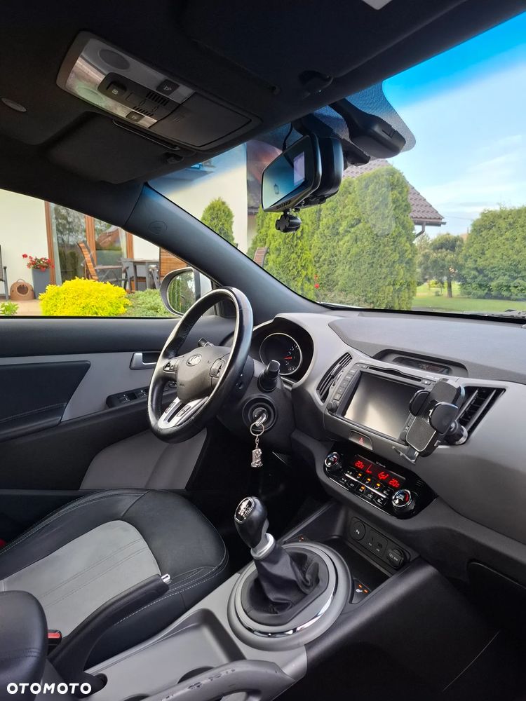 Kia Sportage 1.7 CRDI 2WD ISG Dream-Team Edition - 12
