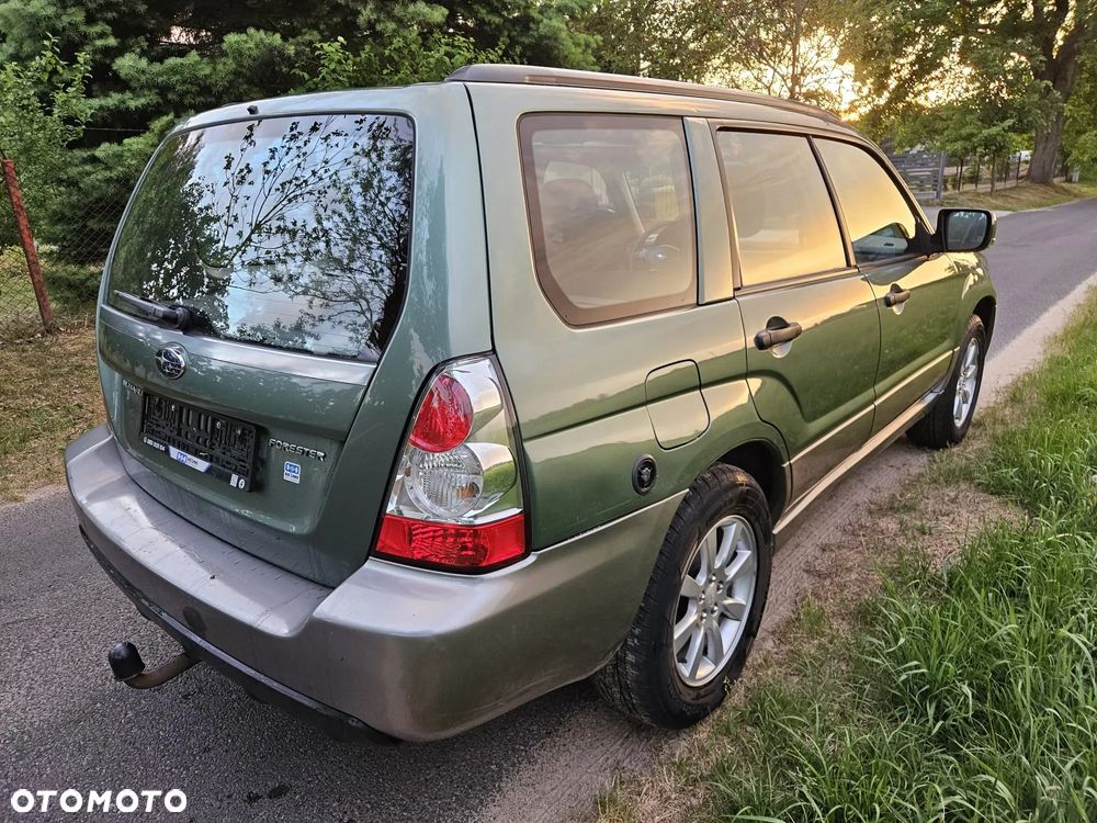 Subaru Forester 2.0 XC Celebration - 13