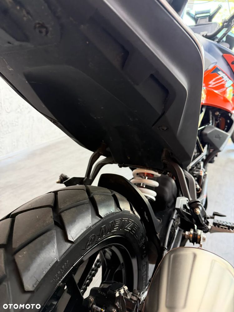 KTM Adventure 390 - 16
