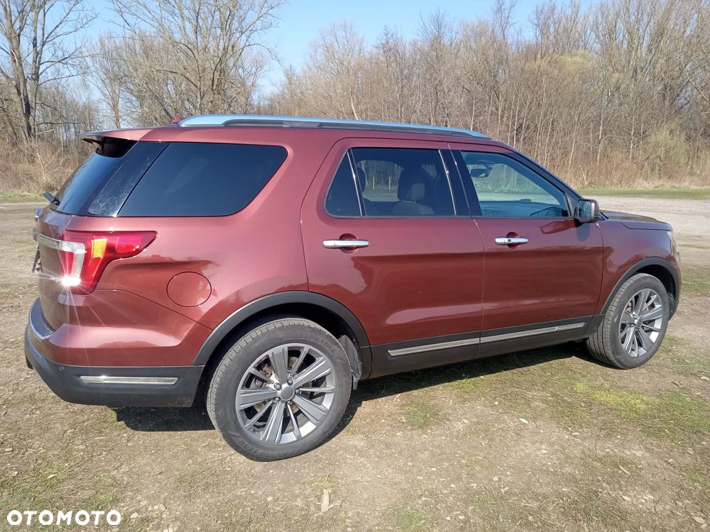 Ford Explorer - 8