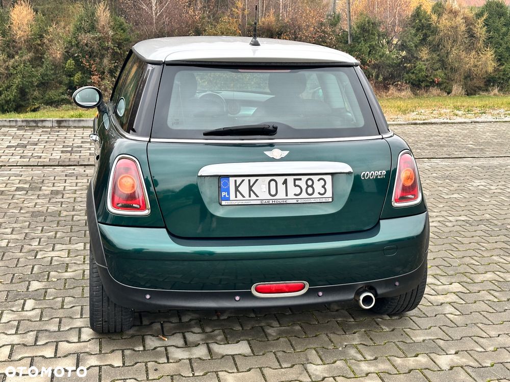 MINI Cooper Standard - 5