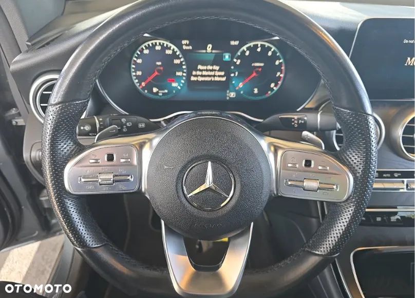 Mercedes-Benz GLC 300 4Matic 9G-TRONIC AMG Line - 8