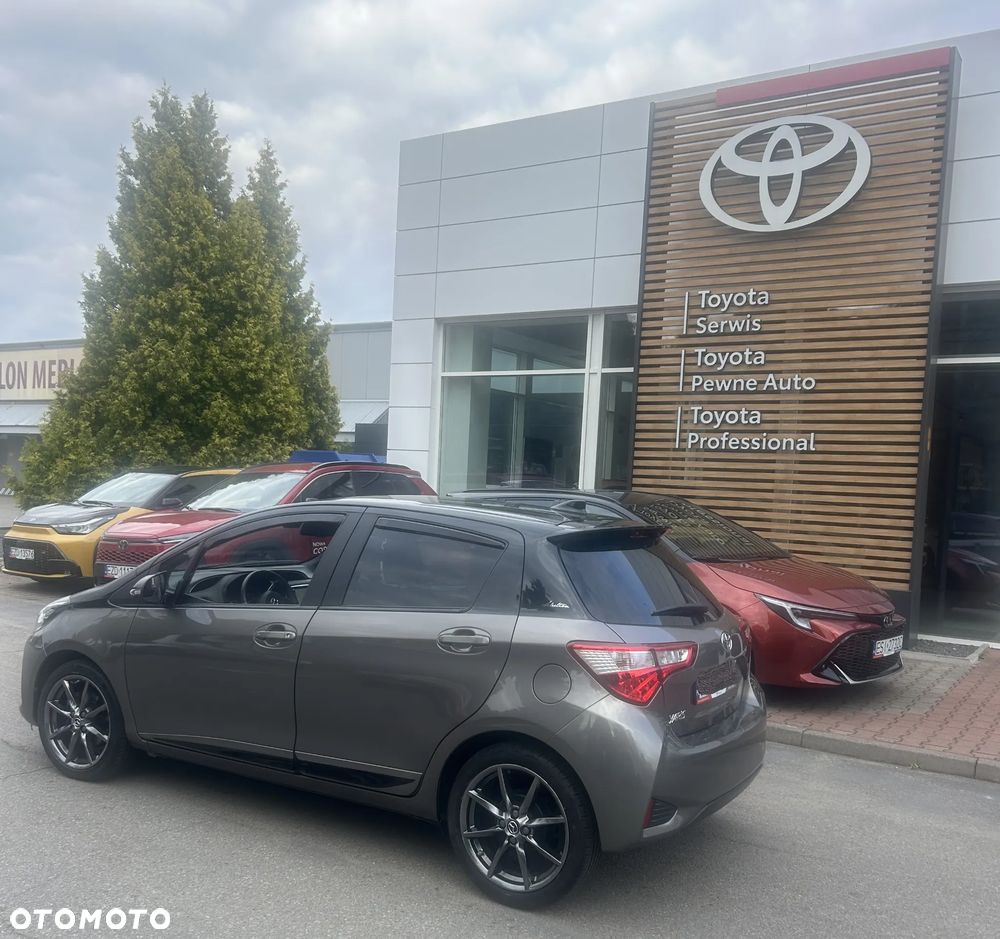 Toyota Yaris 1.5 Selection - 4