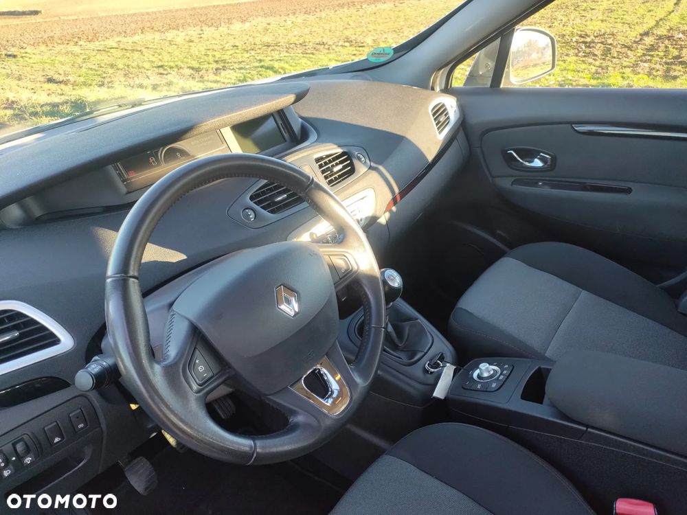 Renault Scenic ENERGY TCe 130 S&S Paris - 10