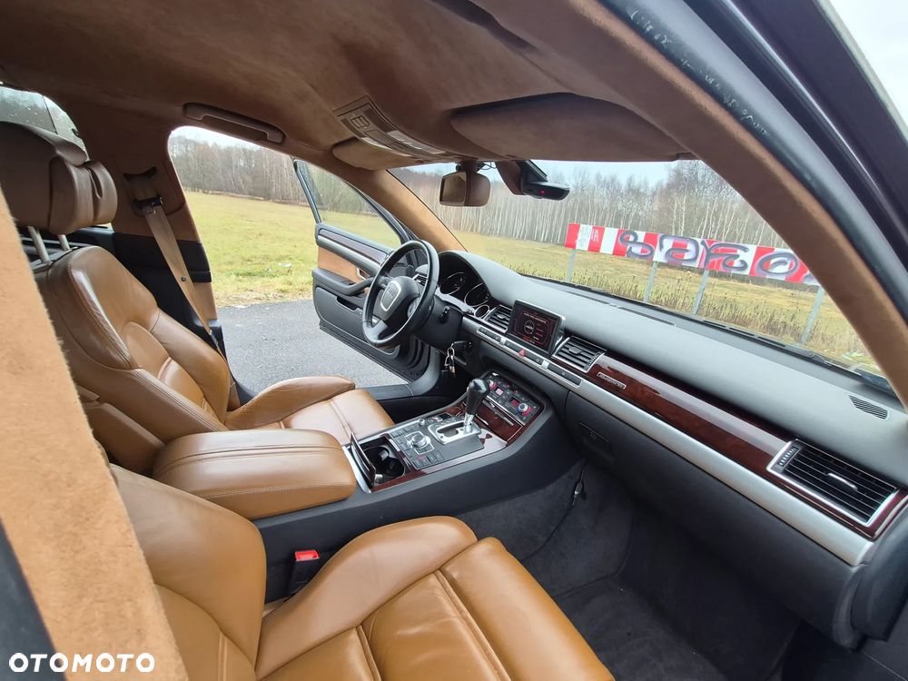 Audi A8 4.2 TDI Quattro - 11