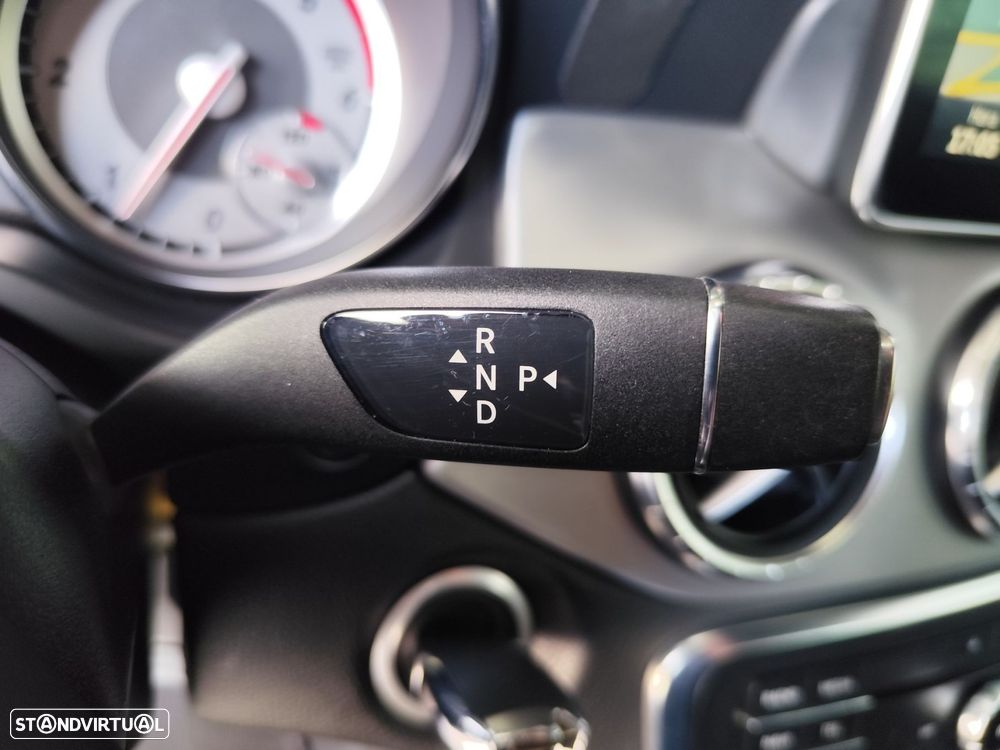 Mercedes-Benz CLA 200 - 17