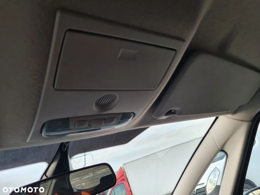 Ford S-Max 1.6 EcoBoost Titanium - 26