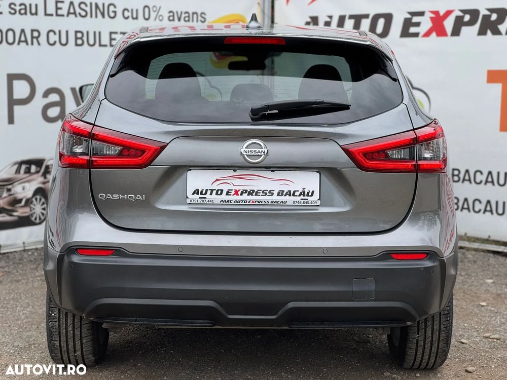 Nissan Qashqai 1.3 DIG-T ACENTA - 18