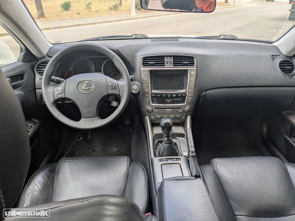 Lexus IS 220 d Executive 5G - 9
