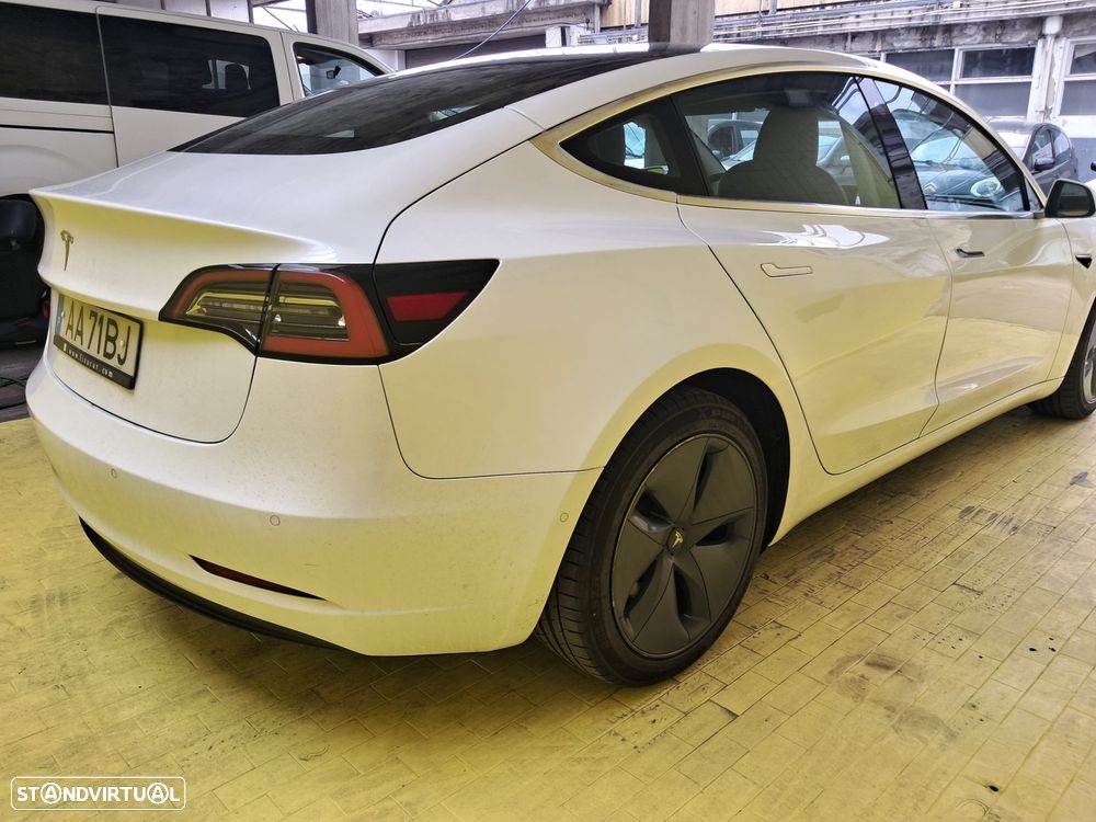 Tesla Model 3 Standard RWD Plus - 17