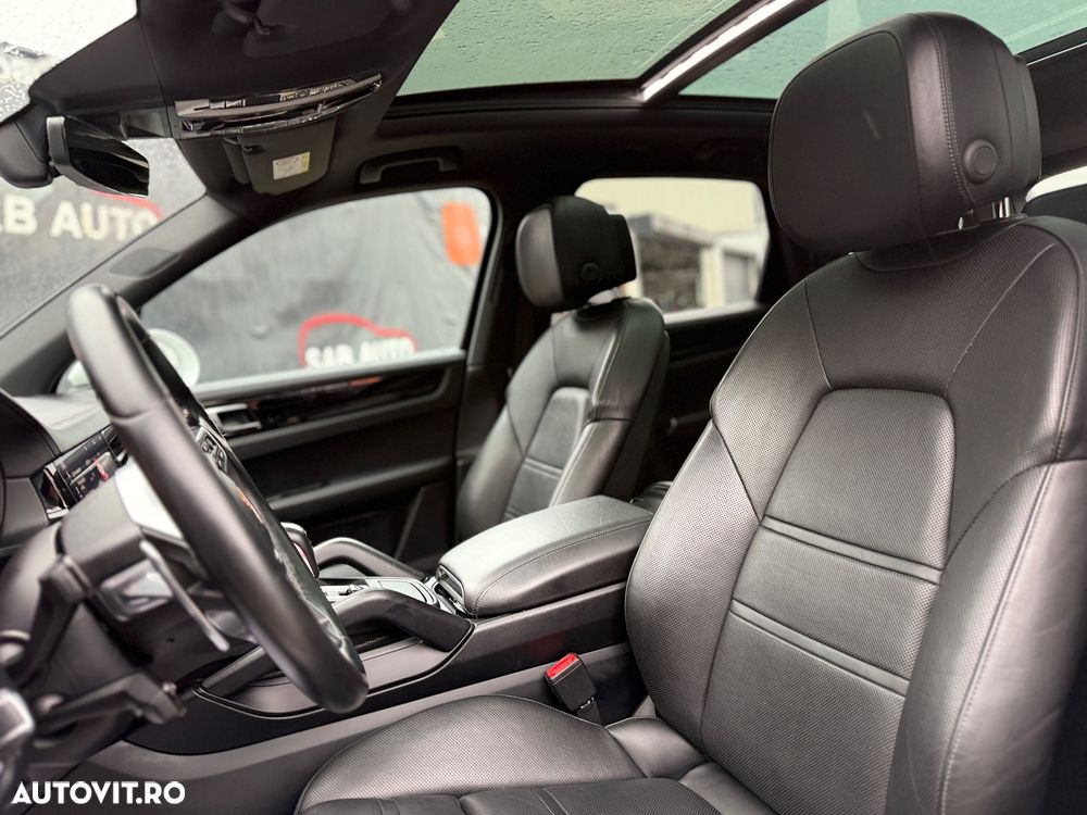 Porsche Cayenne S Tiptronic S - 14