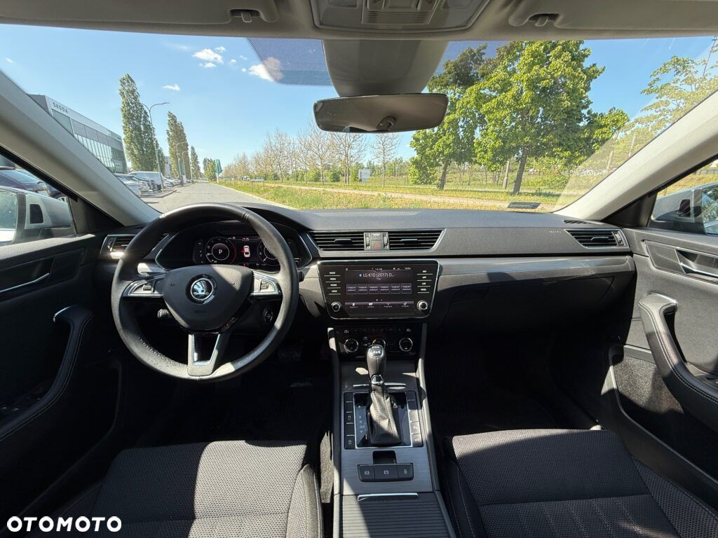 Skoda Superb 2.0 TDI 4x4 Style DSG - 22