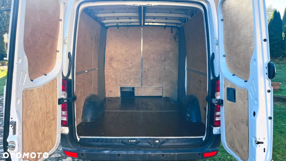 Mercedes-Benz Sprinter - 19