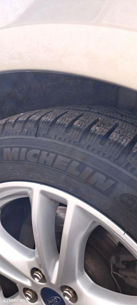 Ford Mondeo 2.0 TDCi Powershift AWD - 12