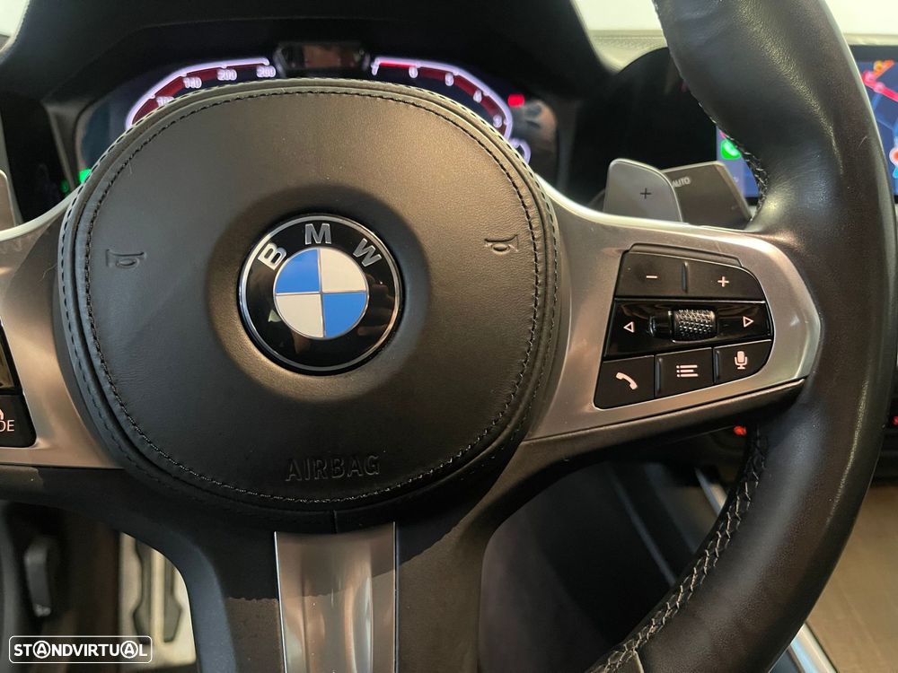 BMW 330 e Pack M Auto - 21