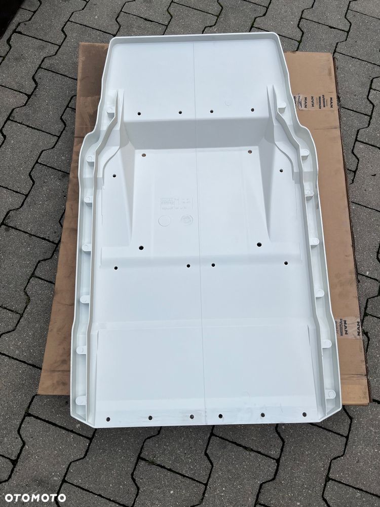 NOWY Błotnik MAN TGX euro 6 chlapacz biały - 2