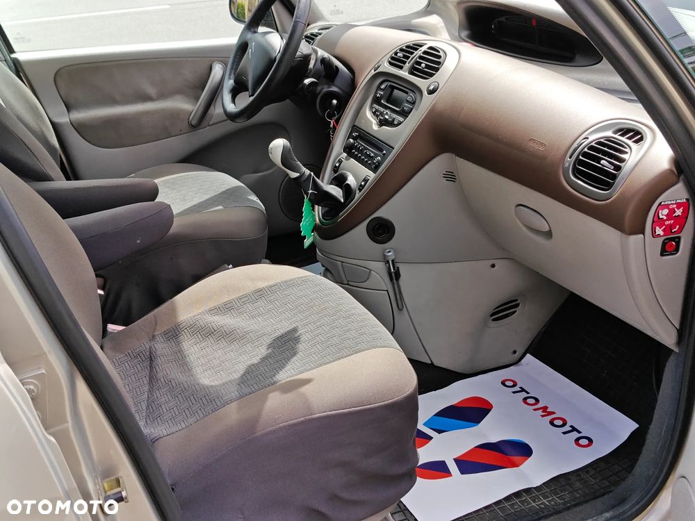 Citroën Xsara Picasso 1.8i Exclusive - 7