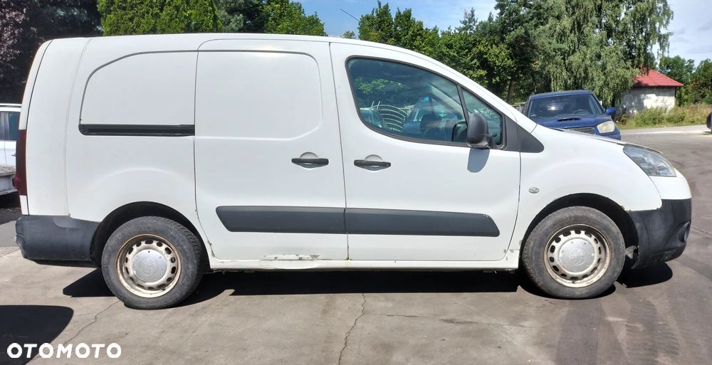 CAŁE AUTO NA CZĘŚCI DRZWI BŁOTNIK ZDERZAK LAMPA PEUGEOT PARTNER II LIFT 1,6 HDI 08-18r. - 1