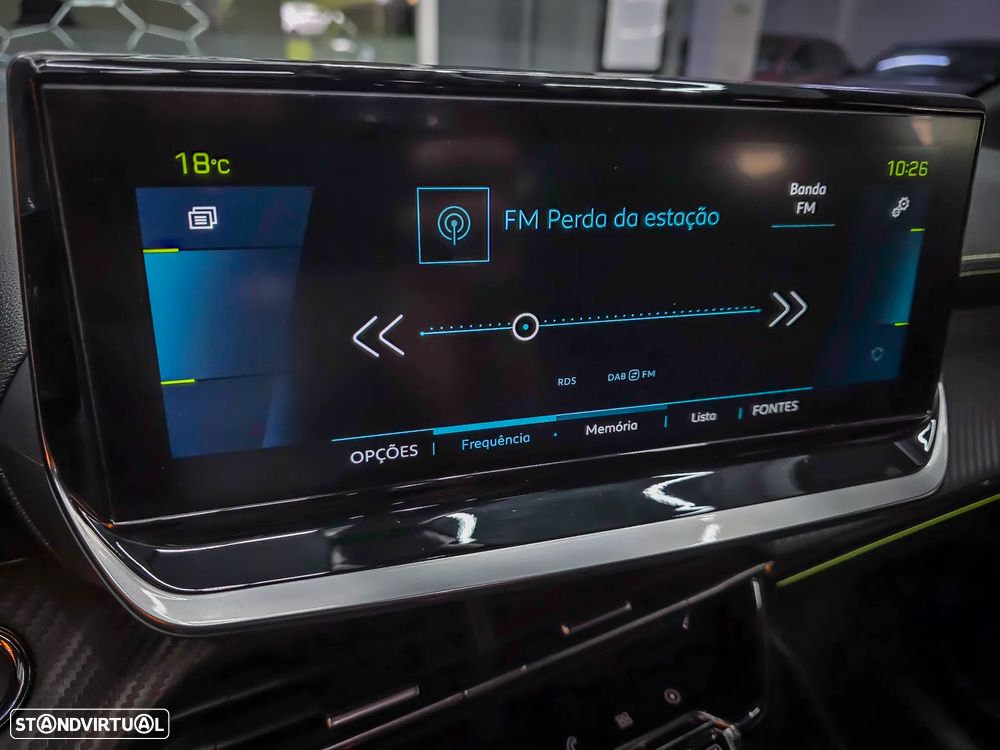 Peugeot e-208 GT Pack - 24