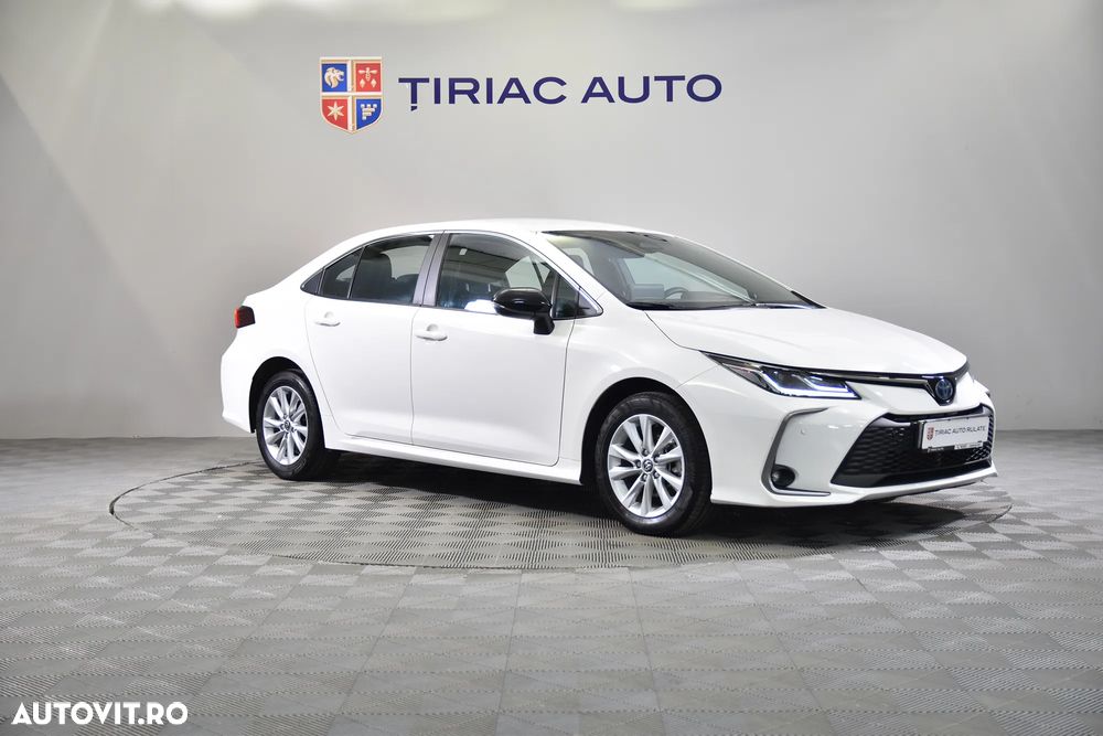 Toyota Corolla - 4