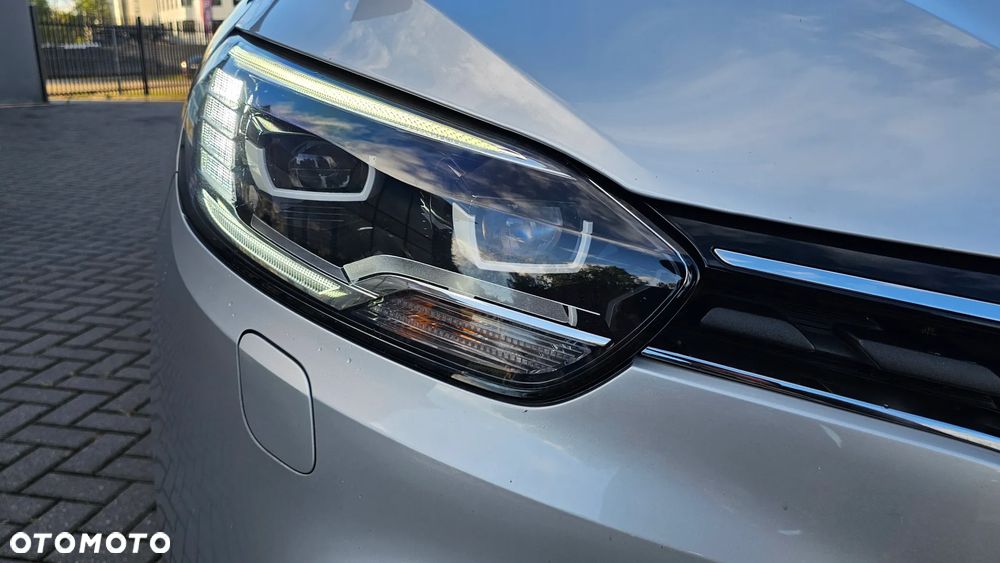 Renault Scenic - 30