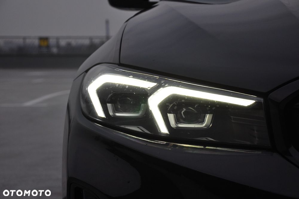 BMW Seria 3 318d MHEV Sport Line - 2