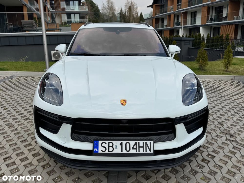 Porsche Macan Standard - 2