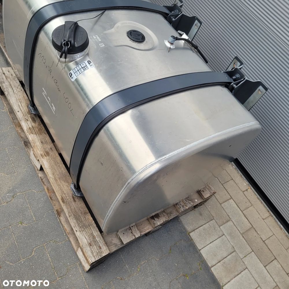 ZBIORNIK PALIWA DAF 400L 112X58X68 2198103 CHWALIM116 - 2
