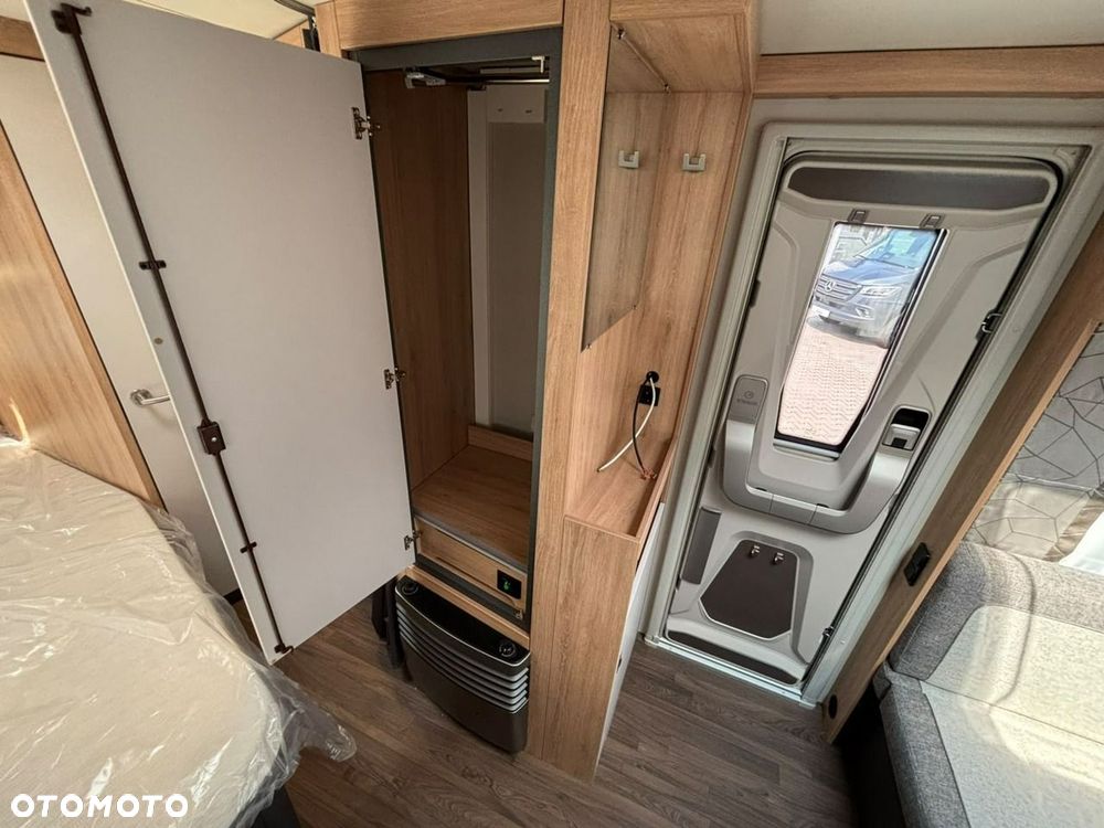 KNAUS Sport 450 FU - z łóżkiem francuskim! DMC 1400 KG - 16
