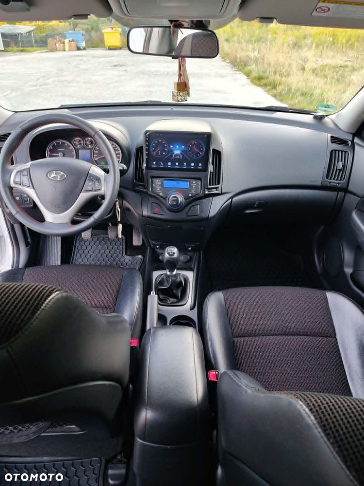Hyundai i30 - 11